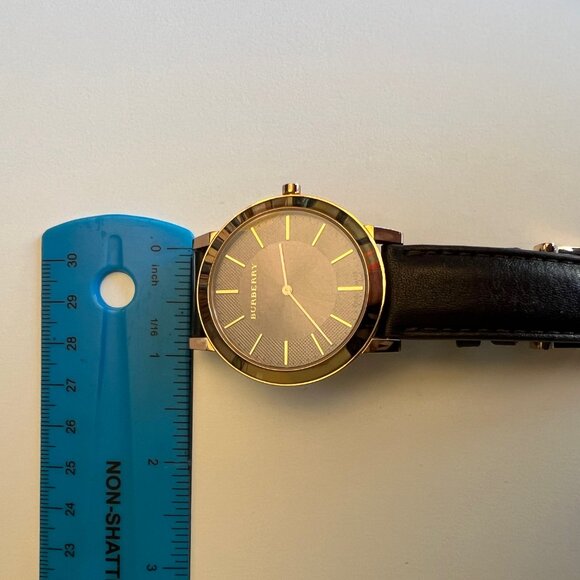 Burberry Rose Gold Watch Sapphire Crystal Swiss Made - Picture 5 of 6